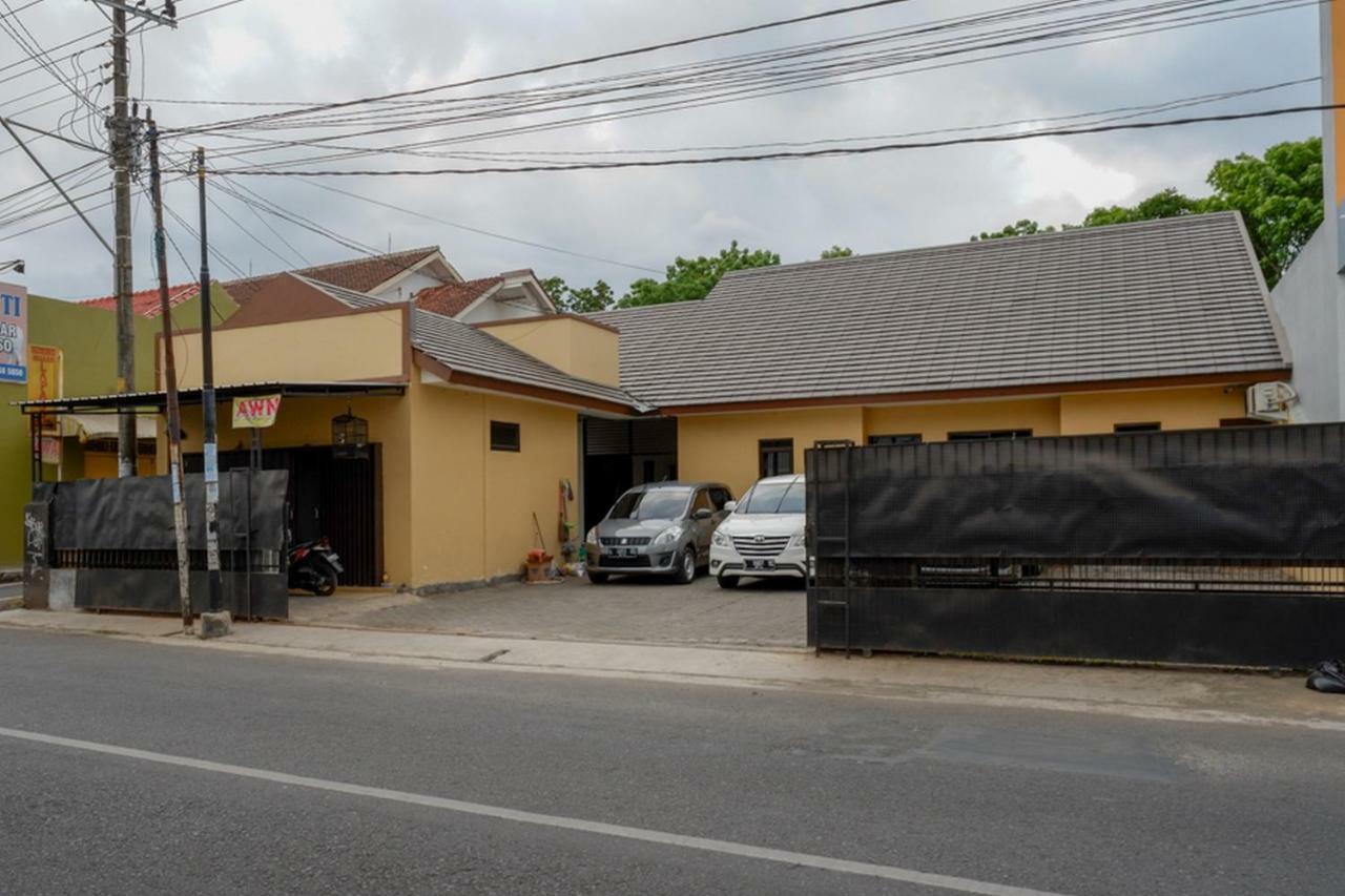 Reddoorz Near Living Plaza Purwokerto Hotel Luaran gambar