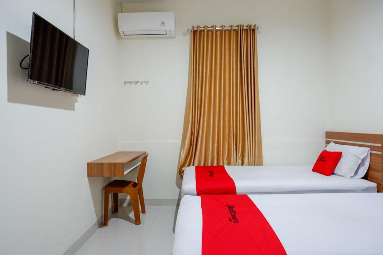 Reddoorz Near Living Plaza Purwokerto Hotel Luaran gambar