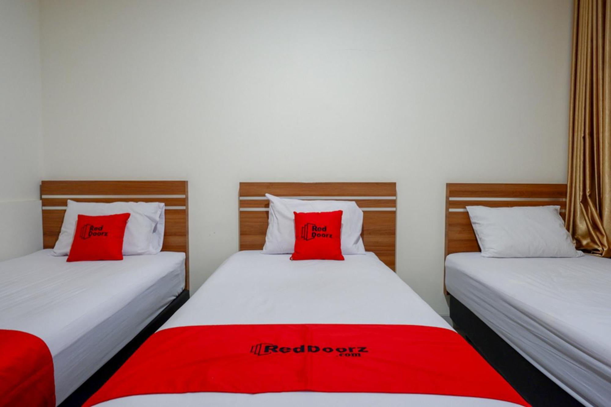 Reddoorz Near Living Plaza Purwokerto Hotel Luaran gambar