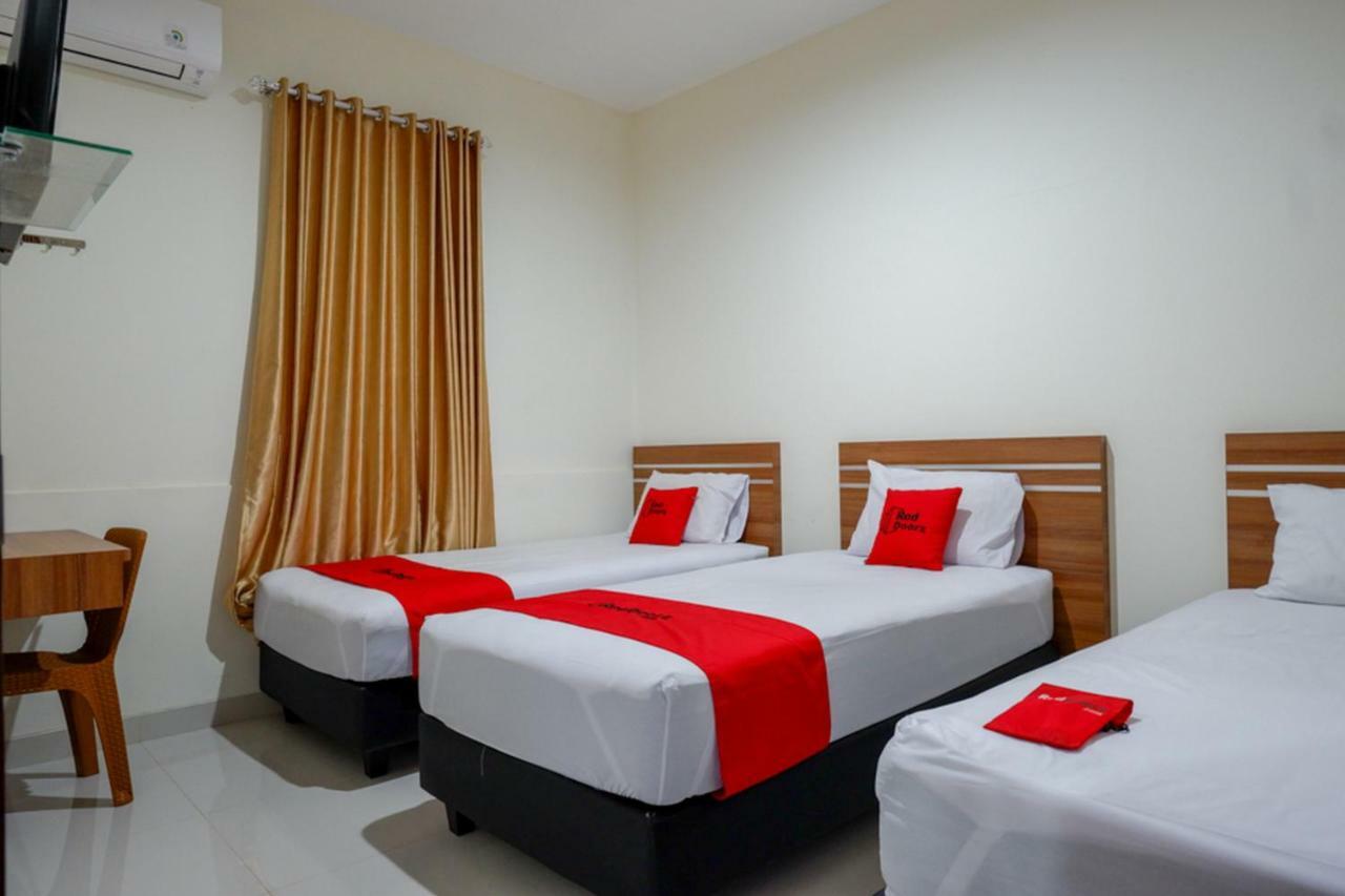 Reddoorz Near Living Plaza Purwokerto Hotel Luaran gambar